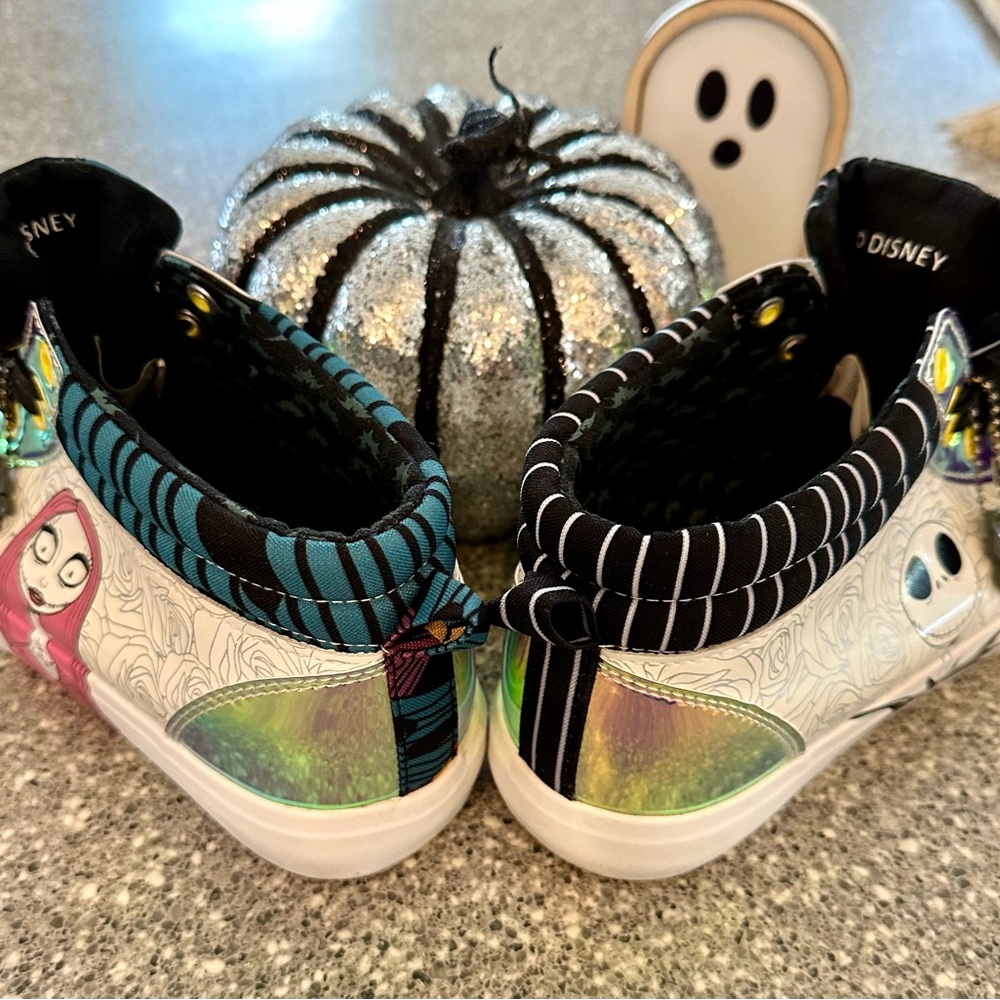Disney Tim Burton’s Nightmare Before Christmas high tennis shoes Sz 8 - Picture 10 of 14